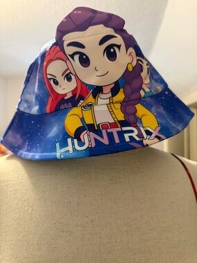 K Pop Demon Hunter Cartoon Graphic Bucket Hat - Blue & Yellow